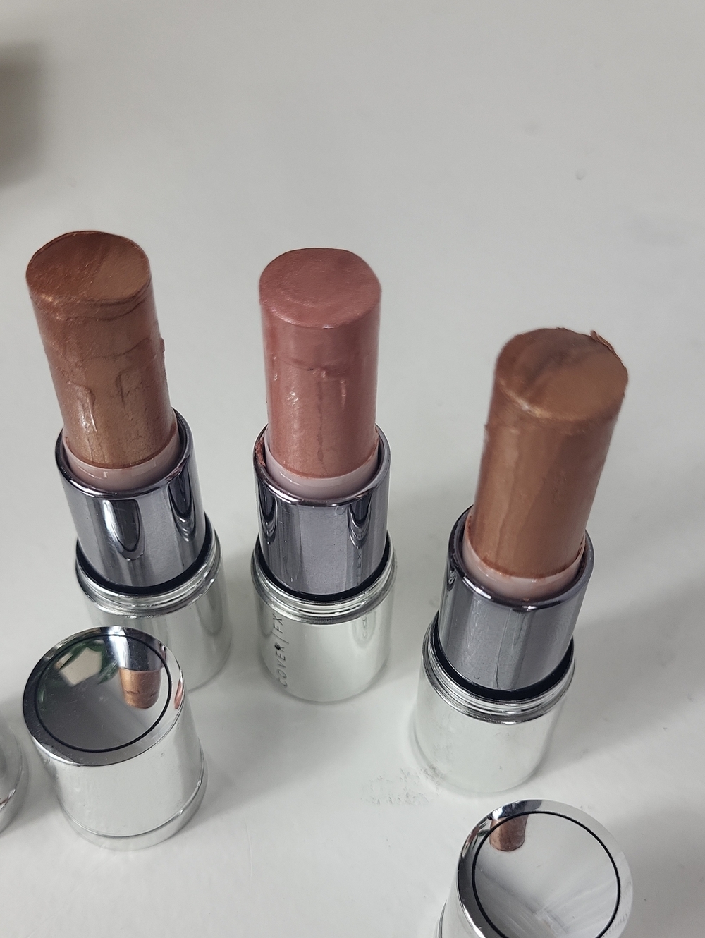 Cover FX Cream Highlighter Stick trio. - Picture 3 of 5